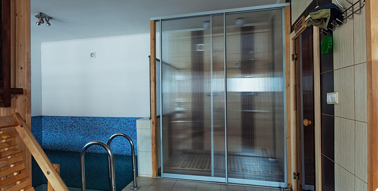 Hotel Alpen House Vyshka Exterior foto