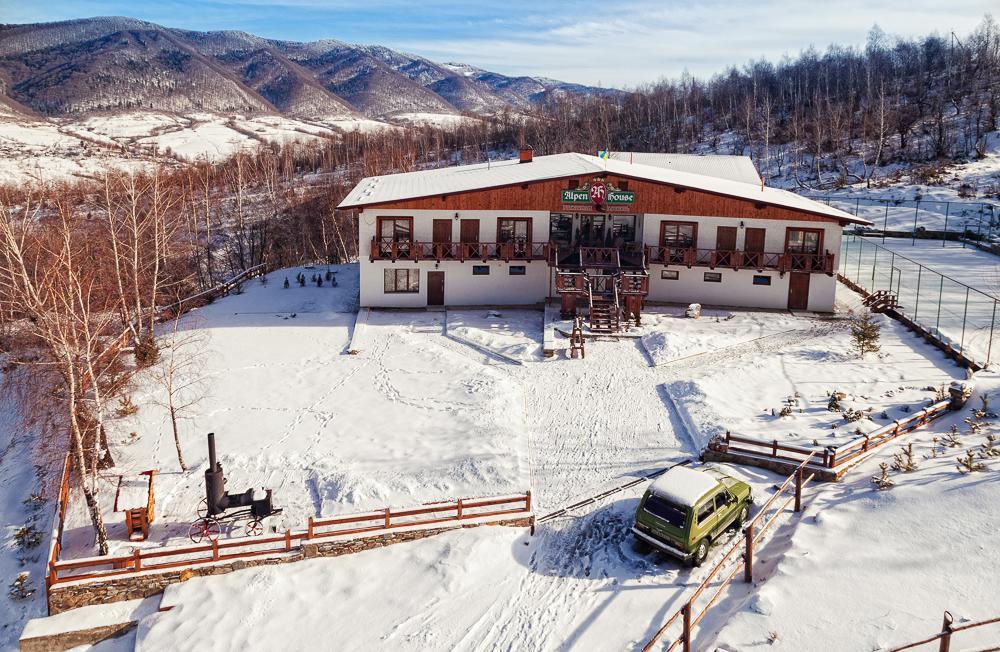 Hotel Alpen House Vyshka Exterior foto